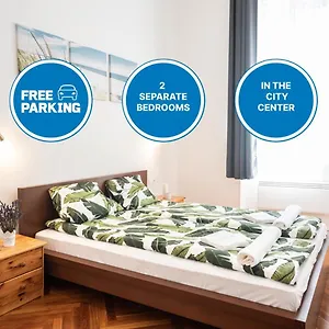 dob50-apartment-2-bdrm-6-people-with-ac.inbudapesthotels.com/